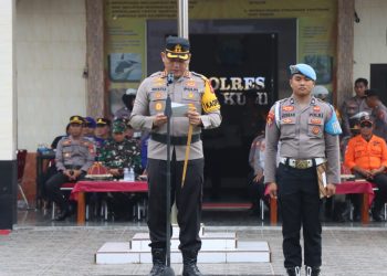 Kapolres Bulukumba Pimpin Apel Gelar Pasukan Operasi Lilin 2025, Siap Amankan Nataru