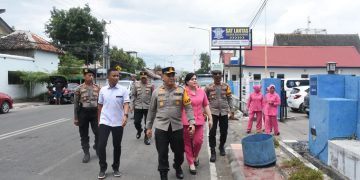 Kapolres Bulukumba Tinjau Pos Pengamanan Natal dan Tahun Baru, Pastikan Personel Siap Layani Masyarakat
