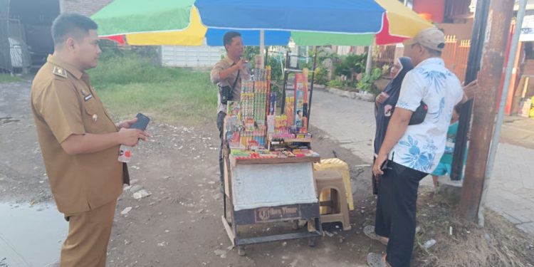 Jaga Ketertiban Jelang Tahun Baru, Lurah Mannuruki dan LPM Imbau Warga Hentikan Penjualan dan Pembakaran Petasan