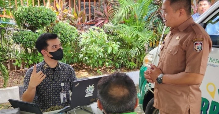 Sekcam Tamalate Pantau Langsung Pelayanan BPJS Keliling, Warga Antusias Manfaatkan Layanan