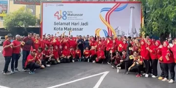 Dinas PU Makassar Meriahkan HUT ke-418 Lewat Kegiatan Jalan Sehat Penuh Kebersamaan