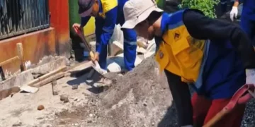 Dinas PU Makassar Tingkatkan Akses Permukiman Lewat Pemasangan Paving Blok di BTN Ranggong Permai