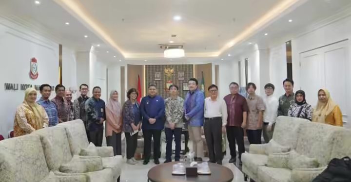 Kepala Dinas PU Makassar Dampingi Wali Kota dalam Rapat Koordinasi Dekarbonisasi Limbah Organik