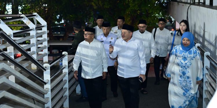 Munafri-Aliyah Bangun Momentum Refleksi di Zikir dan Doa Akhir Tahun 2025 Pemkot Makassar