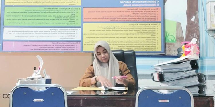 Layanan Prima Tanpa Batas Waktu, SD Inpres Toddopuli 1 Buktikan Komitmen dengan Pelayanan Administrasi Hingga Petang