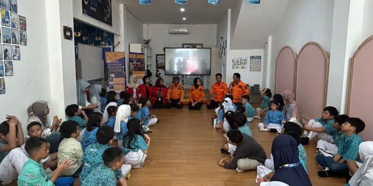 BPBD Makassar Bikin Anak-anak Tak Panik Hadapi Bencana Lewat Simulasi VR
