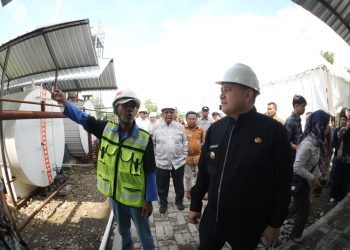 Wali Kota Makassar Resmikan AMP PT Tujuh Wali Wali, Dorong Peran Swasta Dukung Pembangunan Infrastruktur Kota
