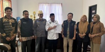 Tim Pendampingan Manajemen BUMDes STIMI Yapmi Makassar Petakan Potensi Bisnis Desa Compong, Sidrap Perbesar