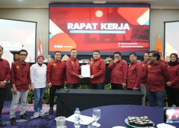 Di Raker IKA FH Unhas, Munafri Tekankan Pentingnya Database dan Program Berkelanjutan