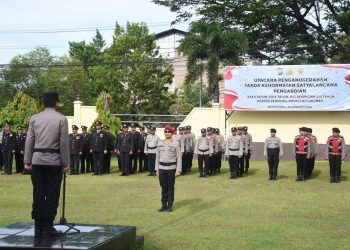Polres Bulukumba Anugerahi Satyalancana Pengabdian kepada 35 Personel