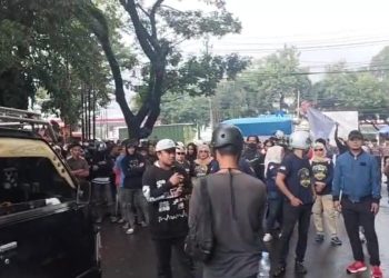 Dugaan Fee Proyek di Soppeng Kembali Mencuat, Mahasiswa dan Elang Timur Geruduk Polda Sulsel