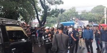 Dugaan Fee Proyek di Soppeng Kembali Mencuat, Mahasiswa dan Elang Timur Geruduk Polda Sulsel