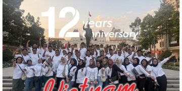 Jaga Lingkungan Selama 12 Tahun, PT Mitra Hijau Asia Hadiahi Karyawan Liburan Impian ke Vietnam