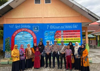 Satlantas Polres Bulukumba Beri Edukasi Kamseltibcarlantas ke Siswa SD