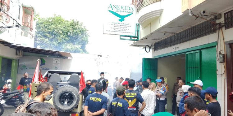 Ratusan Ormas Elang Timur Demo di Askrida Syariah dan OJK Makassar, Protes Dugaan Pelanggaran