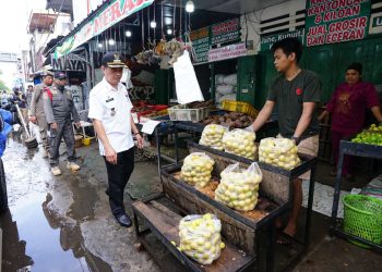 Pemkot Makassar Ajak Pedagang Bongkar Sendiri Lapak di Atas Drainase