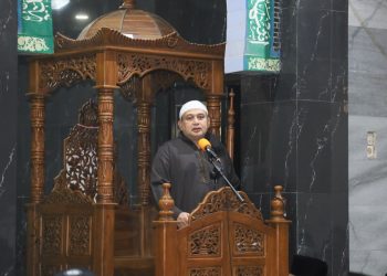 Safari Ramadan, Wali Kota Makassar Subuh Bersama Warga di Masjid Darun Naim