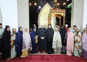 Lewat Safari Salat Subuh, Wali Kota Makassar Ajak Warga Perkuat Nilai Spiritual dan Kebersamaan