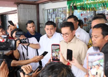 Jelang Idulfitri, Wali Kota Makassar dan Mendag Sidak Harga Komunitas di Pasar Terong