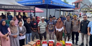 Polres Bulukumba dan Bhayangkari Salurkan Bantuan untuk Korban Kebakaran di Terang-Terang