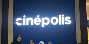 Nobar Penuh Makna! SDI Unggulan Toddopuli Makassar Tanamkan Nilai Karakter Lewat Film “Jam Pasir Ajaib”