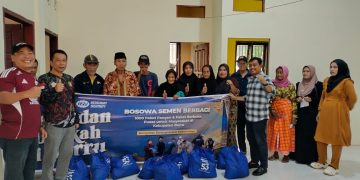 Bosowa Peduli Mulai Salurkan Paket Sembako ke Puluhan Desa di Barru Jelang Lebaran