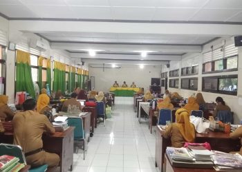 SMPN 3 Makassar Gelar Sertijab Pengawas, Syafri Hursasia Siap Tingkatkan Pembinaan