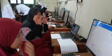 Gladi TKA di Ruang Komputer SDN Lariang Bangi I Bertujuan Latih Siswa Menghadapi Pola dan Sistem Ujian
