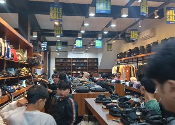 Promo Ramadhan Hingga 70% di Issue Shop Makassar, Banjir Pengunjung dari Berbagai Daerah