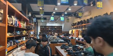 Promo Ramadhan Hingga 70% di Issue Shop Makassar, Banjir Pengunjung dari Berbagai Daerah
