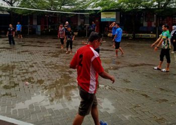Tim Bola Voli PGRI Kecamatan Makassar Matangkan Persiapan Jelang PORSENIJAR Kota Makassar