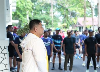 Wali Kota Makassar Lepas dan Ikut Lari Bersama Runners dari Halaman Balaikota