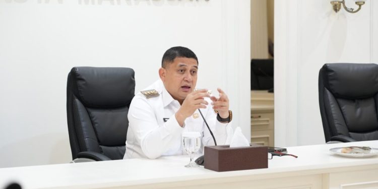 Wali Kota Munafri Instruksikan Penertiban Baliho Ilegal, Kota Bersih dari Reklame Semrawut