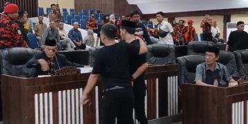 RDP Soal Investasi PT Conch di Barru Berujung Walkout, Gappembar Minta SP1 Kepada Perusahaan