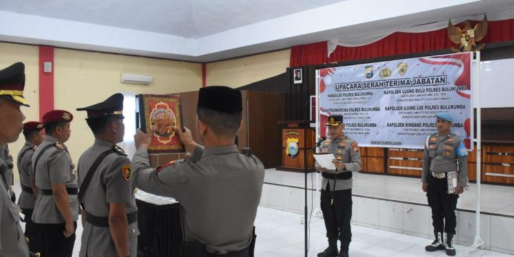 Sertijab di Polres Bulukumba: Kapolres Pesankan Tanggung Jawab dan Sinergi dengan Masyarakat