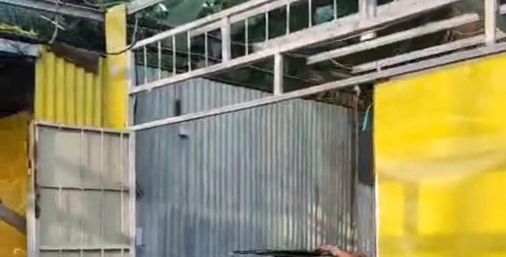 Berdiri di Atas Fasum Selama 30 Tahun, 40 PKL Bercat Kuning di Jalan Tinumbu Akhirnya Legawa