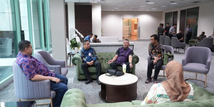 Perkuat Sinergi Pembangunan, Wali Kota Makassar Ikuti Rakor Infrastruktur