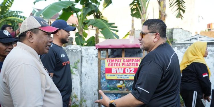 Pantau Jumat Bersih, Wali Kota Makassar Turun ke Wajo dan Ujung Tanah