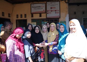 Tinjau Kegiatan Posyandu, Melinda Aksa Minta Layanan Kesehatan Ditingkatkan