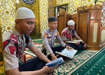 Tingkatkan Ketaqwaan, Polres Bulukumba dan Siswa SPN Batua Gelar Pembinaan Rohani