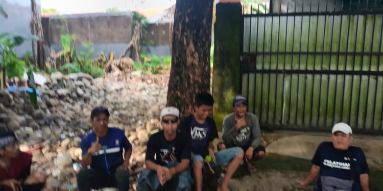 Buruh dan Sampah, Dua Isu Besar yang Menentukan Masa Depan