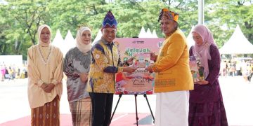 Spesial Hari Pendidikan, Wali Kota Naikkan Insentif Guru & Perbaiki Sarana Sekolah