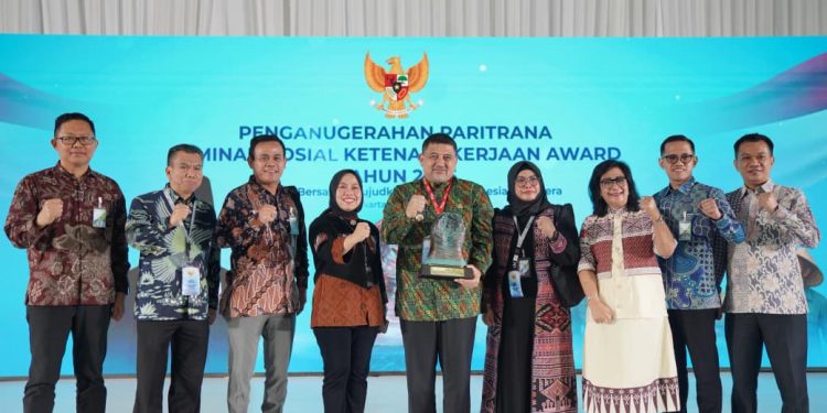 Lindungi 81 Ribu Pekerja Rentan, RT/RW hingga Pekerja Seni, Kota Makassar Digganjar di Tingkat Nasional 