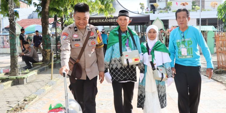 Polres Bulukumba Pastikan Rute Aman, Kawal Ketat Keberangkatan Jemaah Haji
