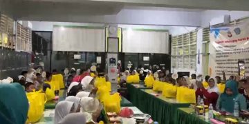 Usung Tema Stop Boros Pangan, TP PKK Makassar Beri Edukasi PHBS & Komposter di Sekolah