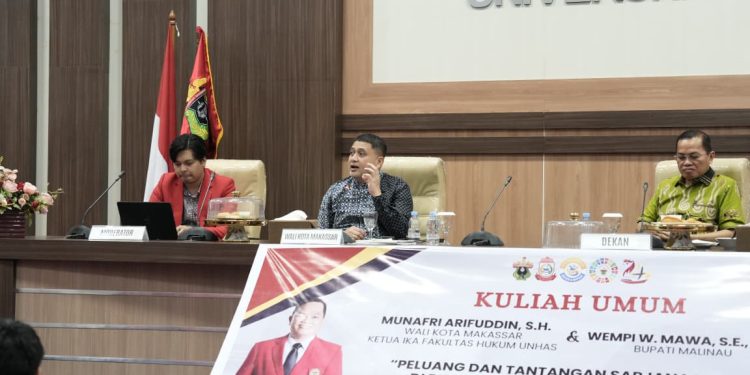 Cerita Menginspirasi! Di Depan Mahasiswa Unhas, Appi Ungkap Perjalanan Jatuh Bangun Raih Mimpi