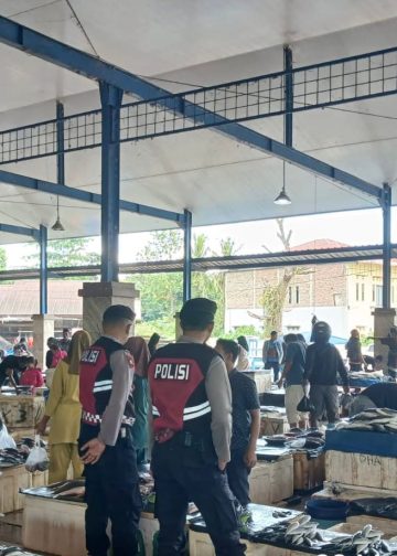 Cegah Gangguan Kamtibmas, Sat Samapta Polres Maros Gencar Patroli di Kawasan Pasar Pelelangan Ikan