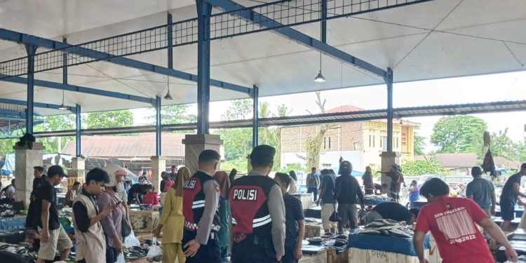 Cegah Gangguan Kamtibmas, Sat Samapta Polres Maros Gencar Patroli di Kawasan Pasar Pelelangan Ikan
