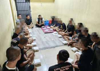 Tak Sekadar Menjaga, Satresnarkoba Polres Gowa Berbagi Rezeki Lewat Makan Bersama di Hari Jumat