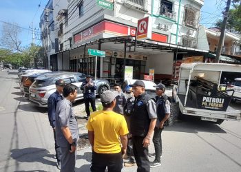 MHM 2026 Bebas Pungli, Perumda Parkir Turunkan Puluhan Pengawas Tertibkan Jukir Liar